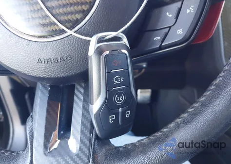 2017 Ford Mustang Ecoboost z USA, uszkodzony, nr VIN 1FA6P8TH9H5226791